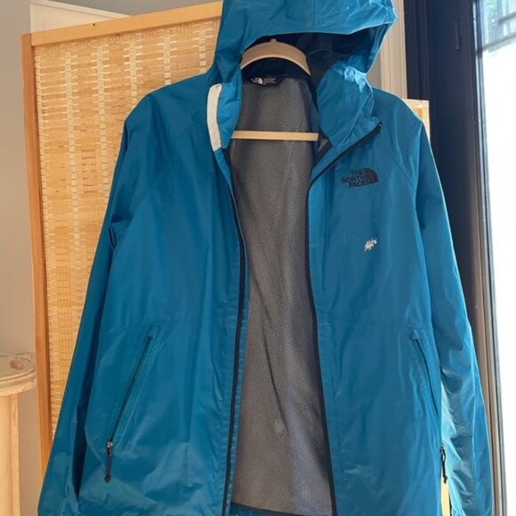 The North Face Men’s Hooded Jacket in Blue